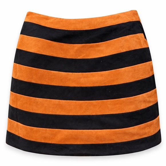 Anthropologie Skirt Faux Suede Black and Tan Mini Skirt, Sz. 6, Great Cond. - Picture 2 of 3